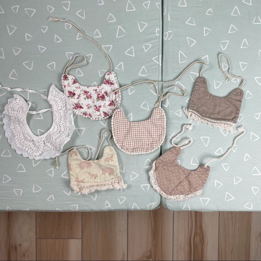 Bundle of 6 small shop bibs mostly reversible